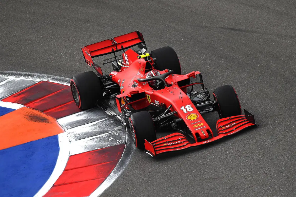 F1, GP Russia 2020. Hamilton, dietro front dei commissari: punti di penalità cancellati (23)