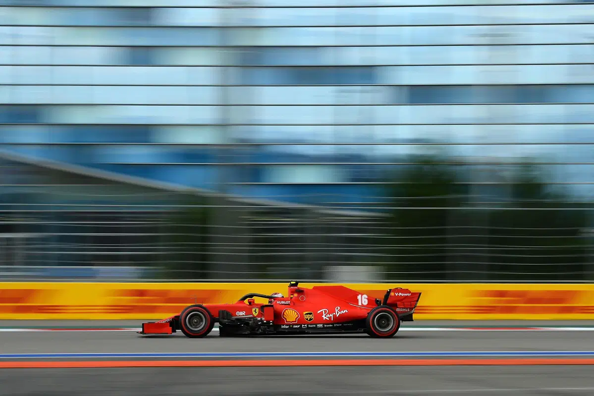 F1, GP Russia 2020. Hamilton, dietro front dei commissari: punti di penalità cancellati (26)