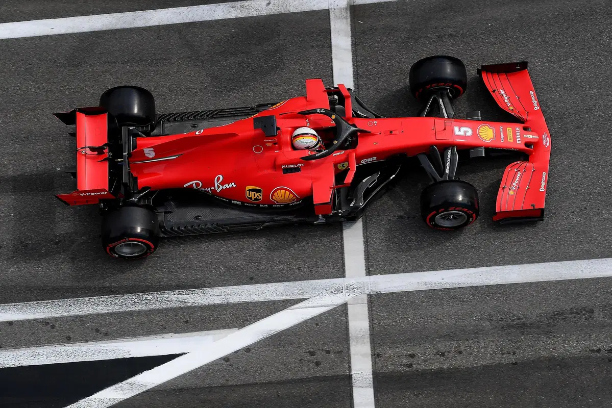 F1, GP Russia 2020. Hamilton, dietro front dei commissari: punti di penalità cancellati (31)