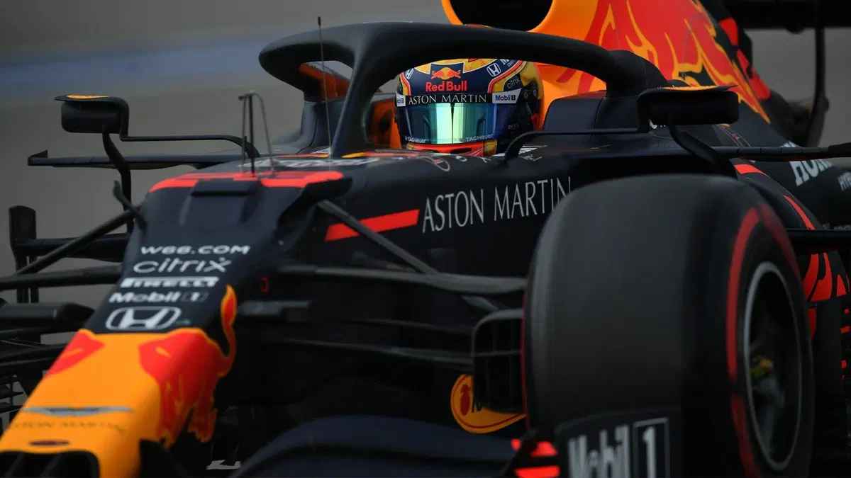 F1, GP Russia 2020. Hamilton, dietro front dei commissari: punti di penalità cancellati (38)
