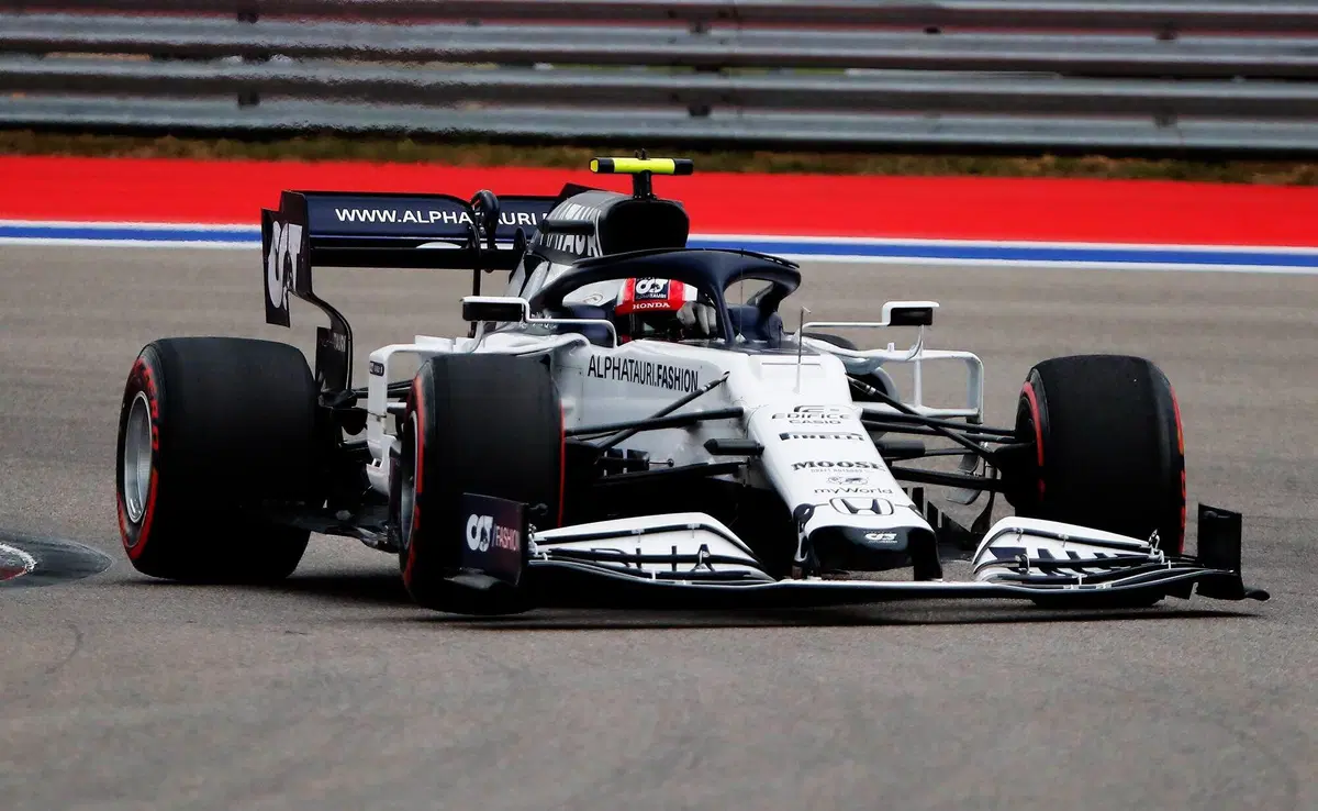 F1, GP Russia 2020. Hamilton, dietro front dei commissari: punti di penalità cancellati (54)