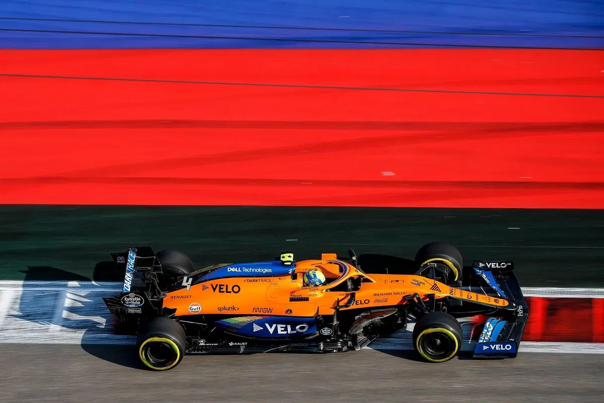 F1, GP Russia 2020. Hamilton, dietro front dei commissari: punti di penalità cancellati (55)