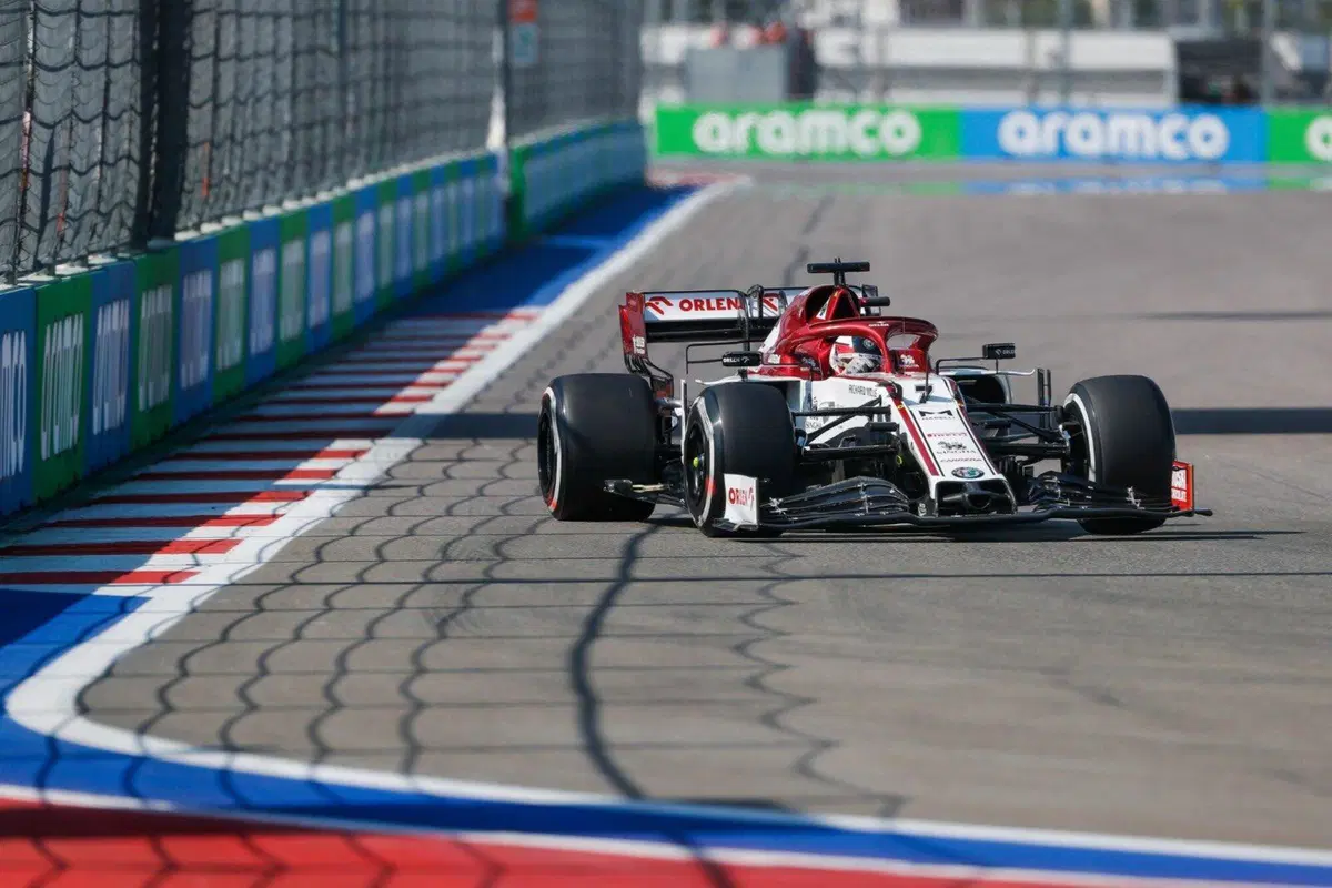 F1, GP Russia 2020. Hamilton, dietro front dei commissari: punti di penalità cancellati (66)