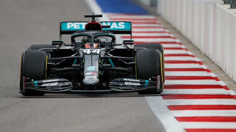 F1, GP Russia 2020. Hamilton, dietro front dei commissari: punti di penalit&agrave; cancellati