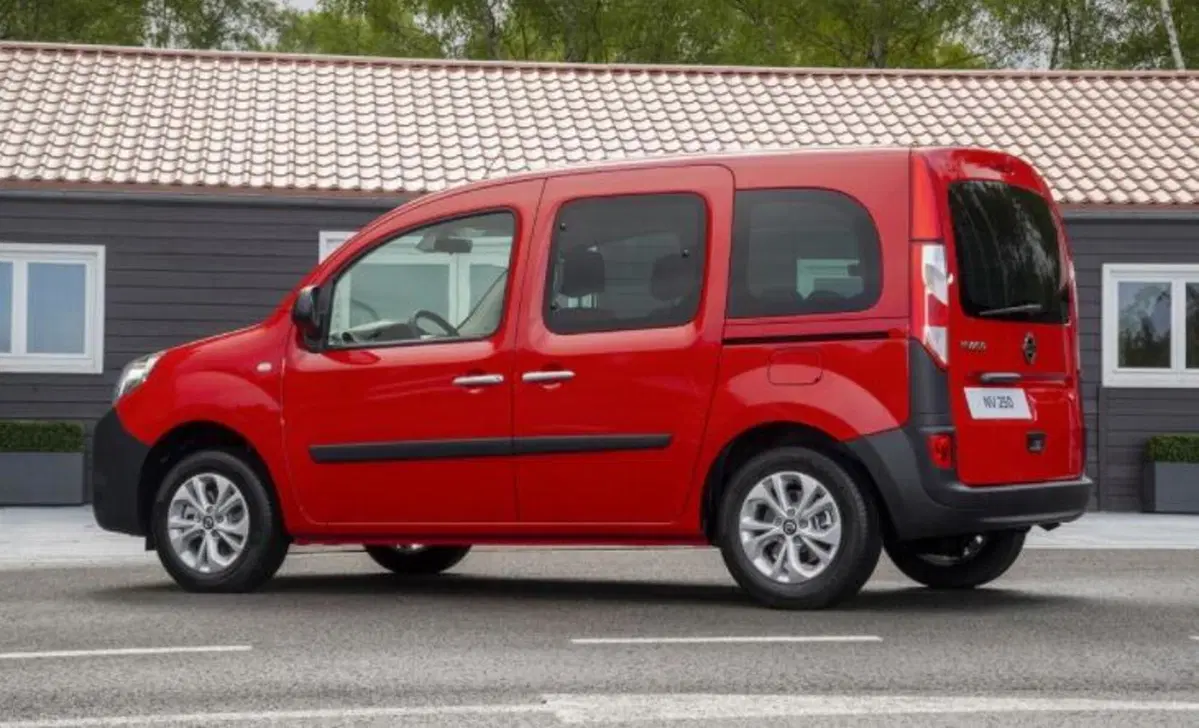 Nissan NV250 (2019-22) (10)