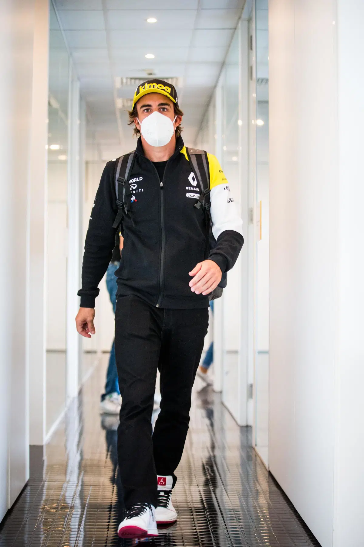 Alonso, prima visita in Renault F1: l'asturiano prepara il ritorno in pista (5)