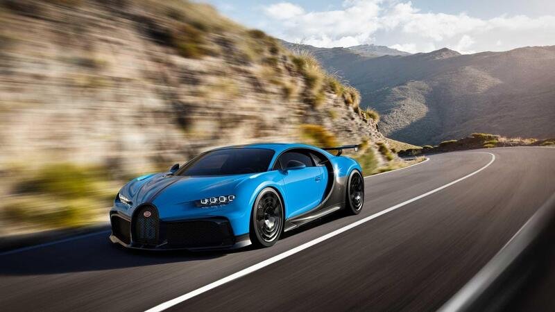 Con la Bugatti Chiron a tavoletta in 8 minuti si resta a secco!