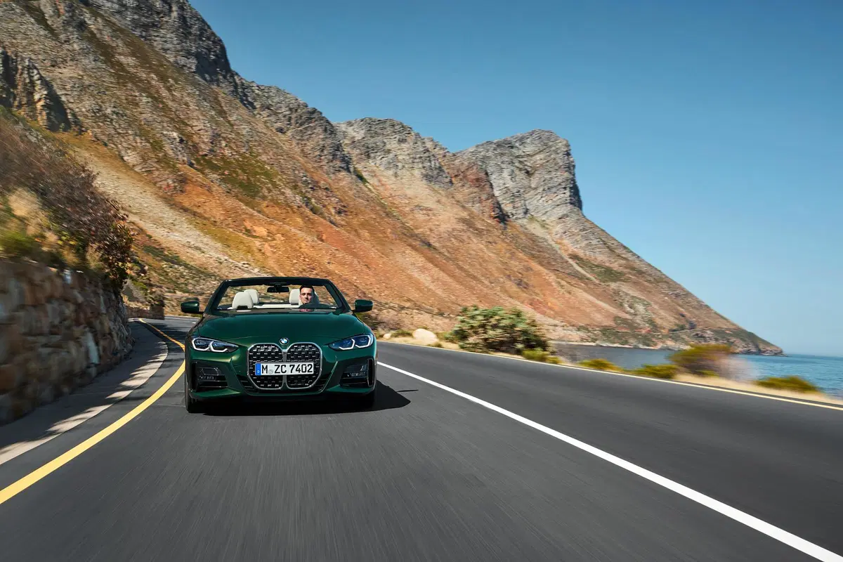 BMW Serie 4 Cabrio, riecco il maxi doppio rene  (6)