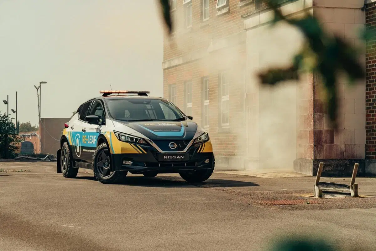 Nissan Re-Leaf, in caso di emergenza (10)