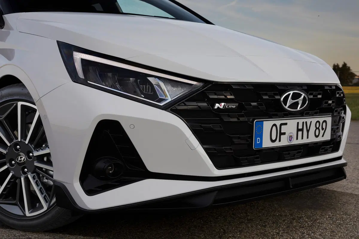 Hyundai i20 N-Line, arriva la versione sportiva (4)