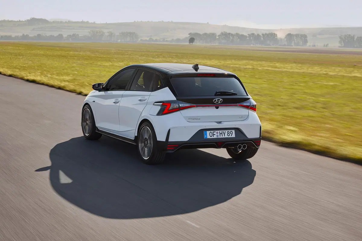 Hyundai i20 N-Line, arriva la versione sportiva (7)