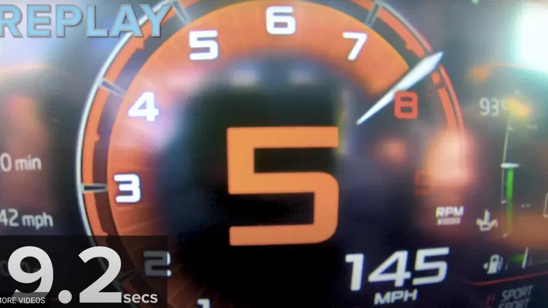 McLaren 765LT, ecco l'incredibile accelerazione da 0 a 100, 160 e 240 km/h [VIDEO]