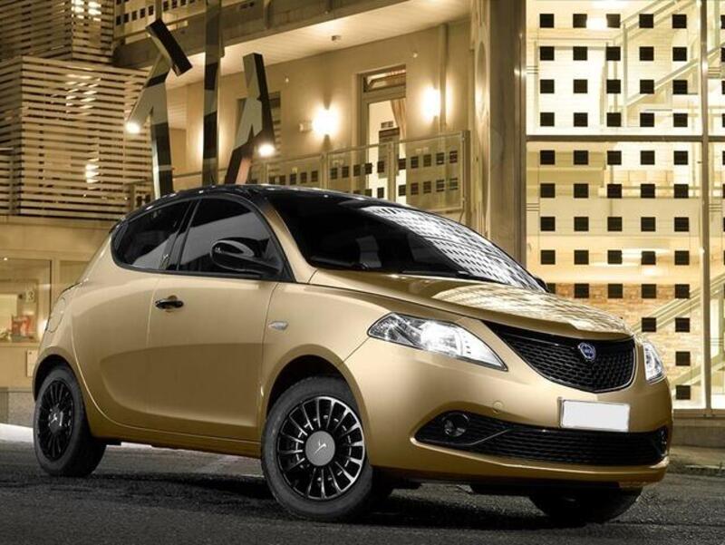 Lancia Ypsilon 0.9 TwinAir 5 porte Metano Ecochic Monogram