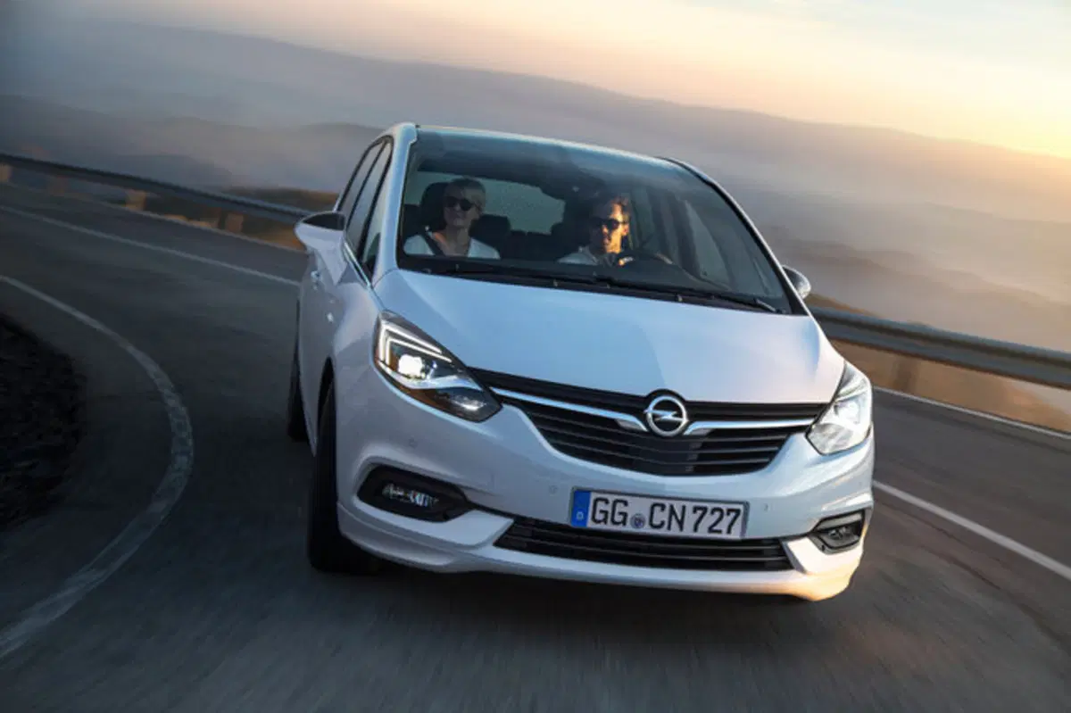 Nuova Opel Zafira: svelata la linea definitiva (5)