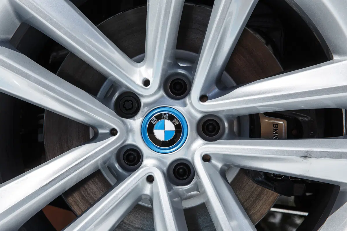 BMW iPerformance, l’ibrido diventa status symbol (38)