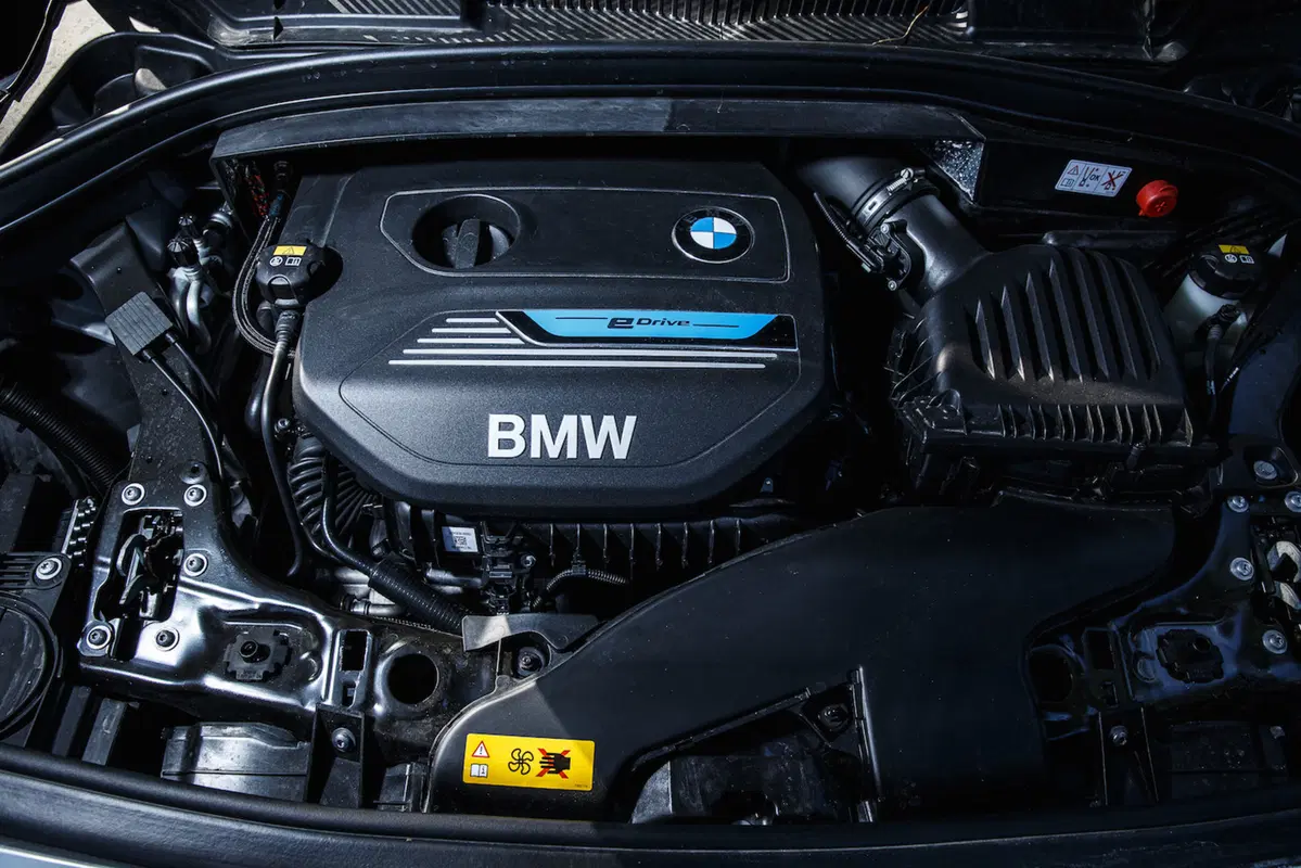 BMW iPerformance, l’ibrido diventa status symbol (39)