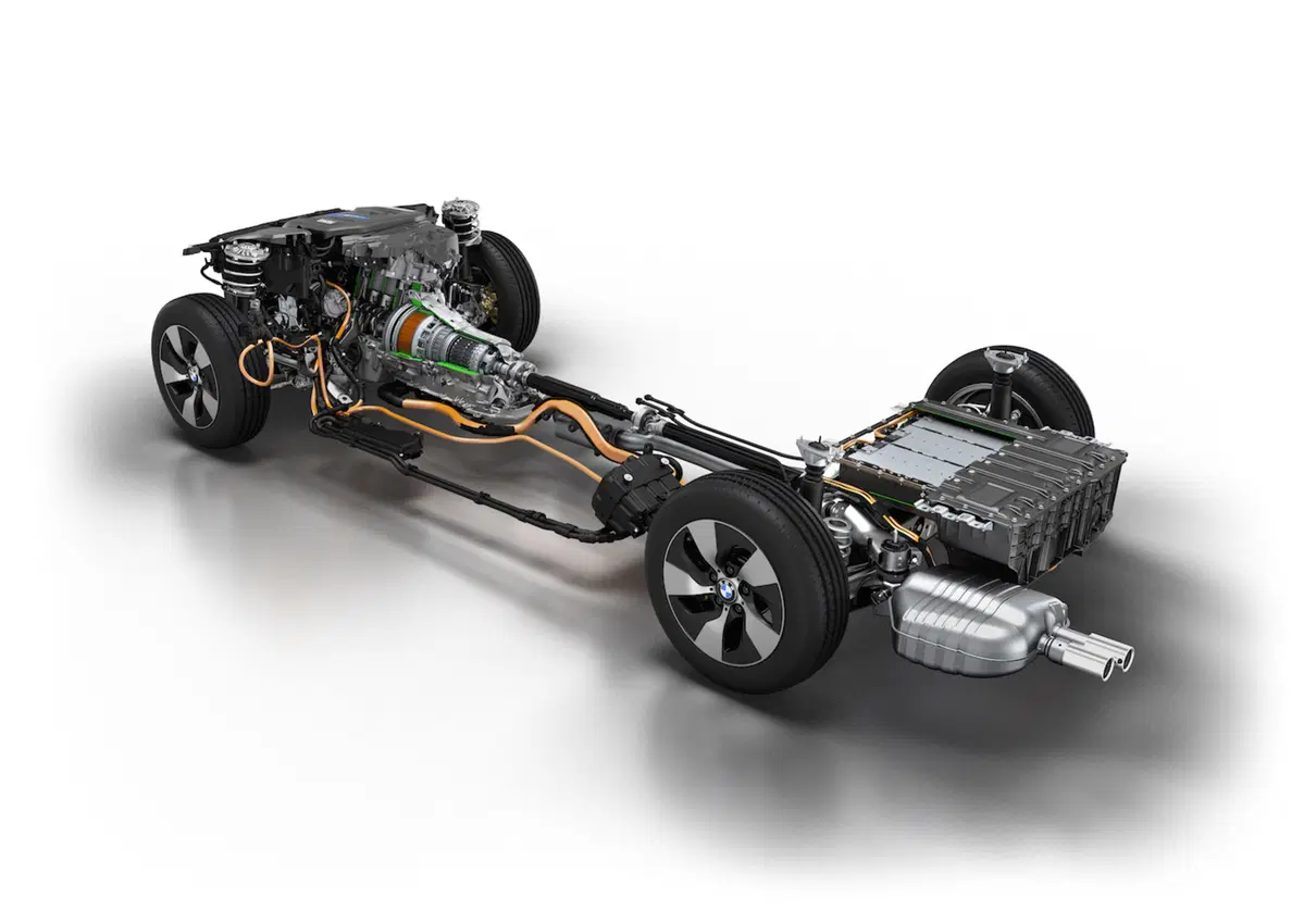 BMW iPerformance, l’ibrido diventa status symbol (44)