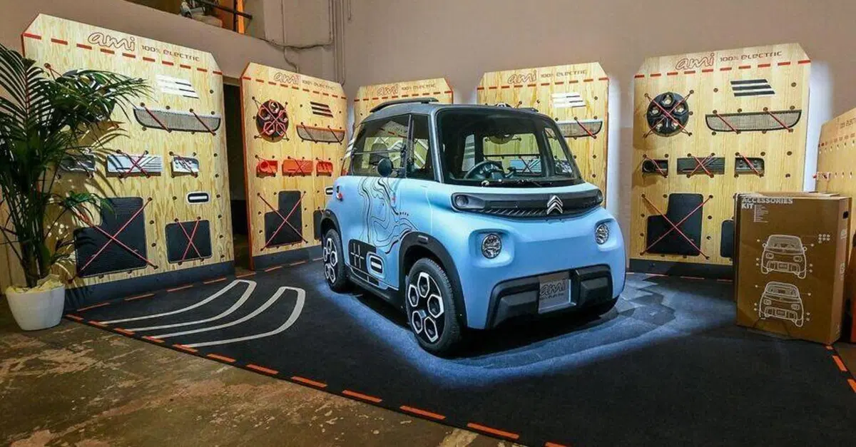 Citro&euml;n lancia il "Time to be my Ami": la singolare microcar elettrica &egrave; disponibile in Italia [guida dai 14 anni]