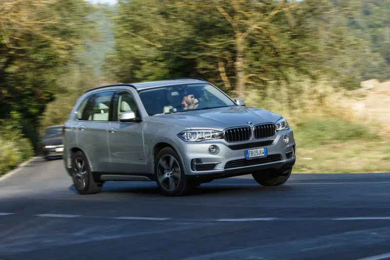 Anche per l'X5 &egrave; arrivato il tempo di proporsi in versione eco-friendly
