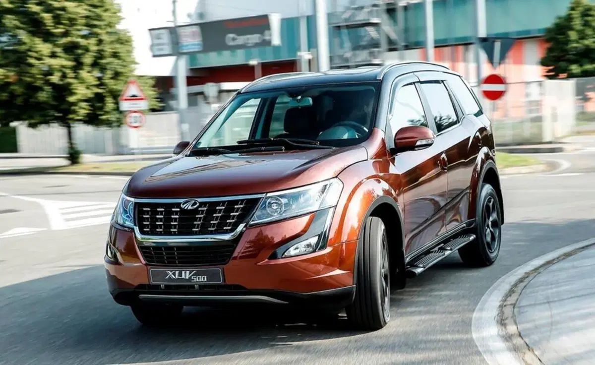 Mahindra XUV500 XUV500 2.2 16V FWD W6 (9)