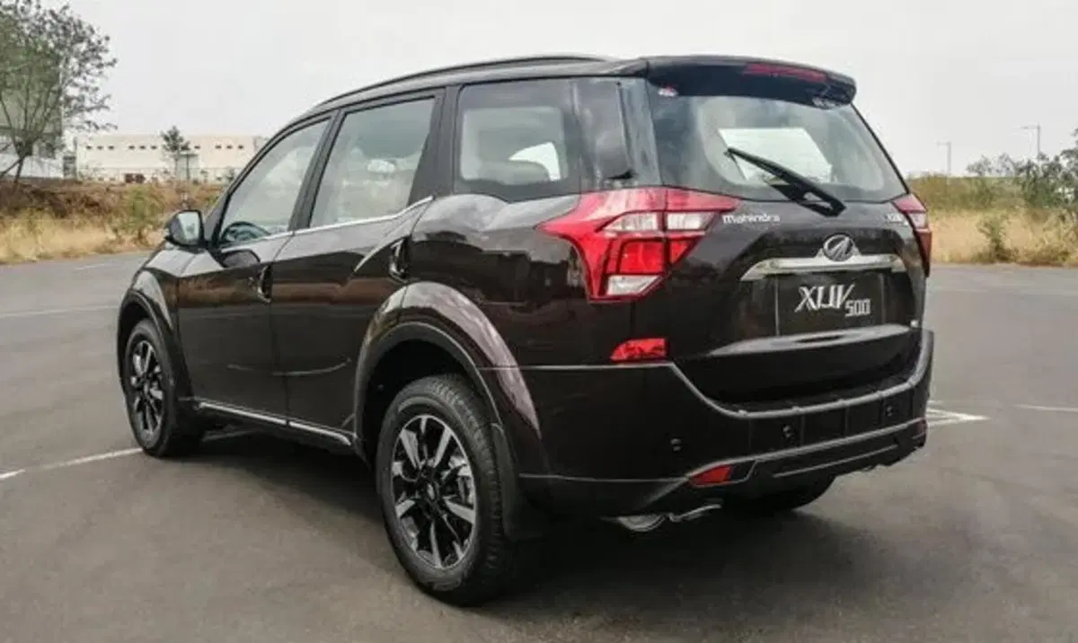 Mahindra XUV500 XUV500 2.2 16V FWD W6 (4)