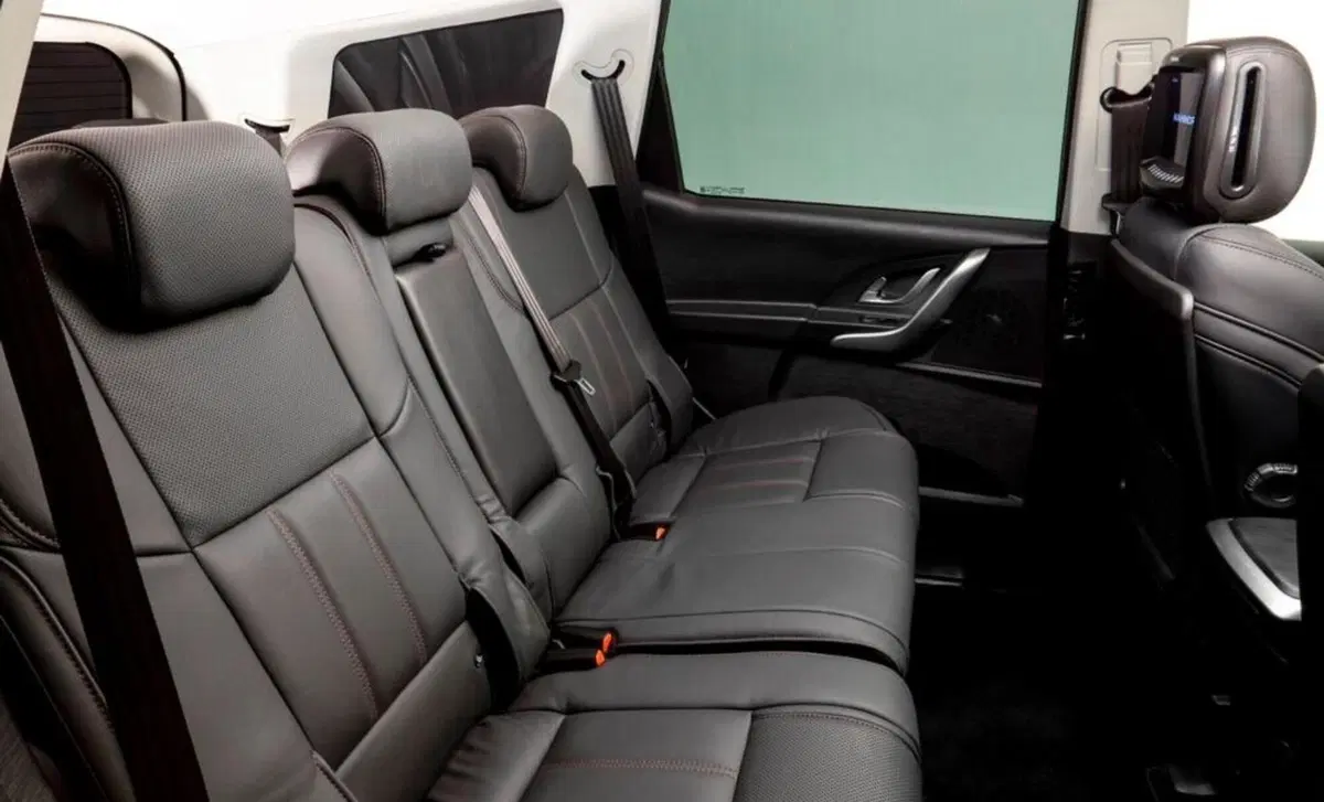 Mahindra XUV500 XUV500 2.2 16V FWD W6 (12)