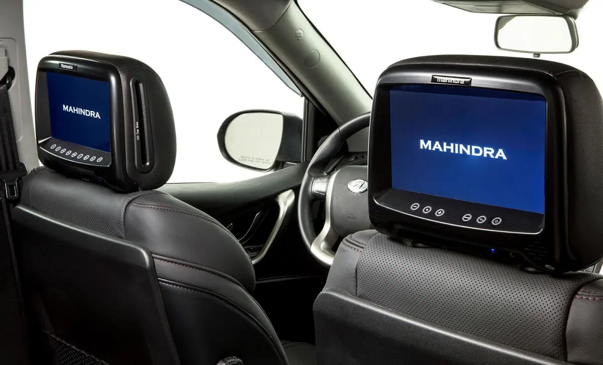 Mahindra XUV500 XUV500 2.2 16V FWD W6 (17)