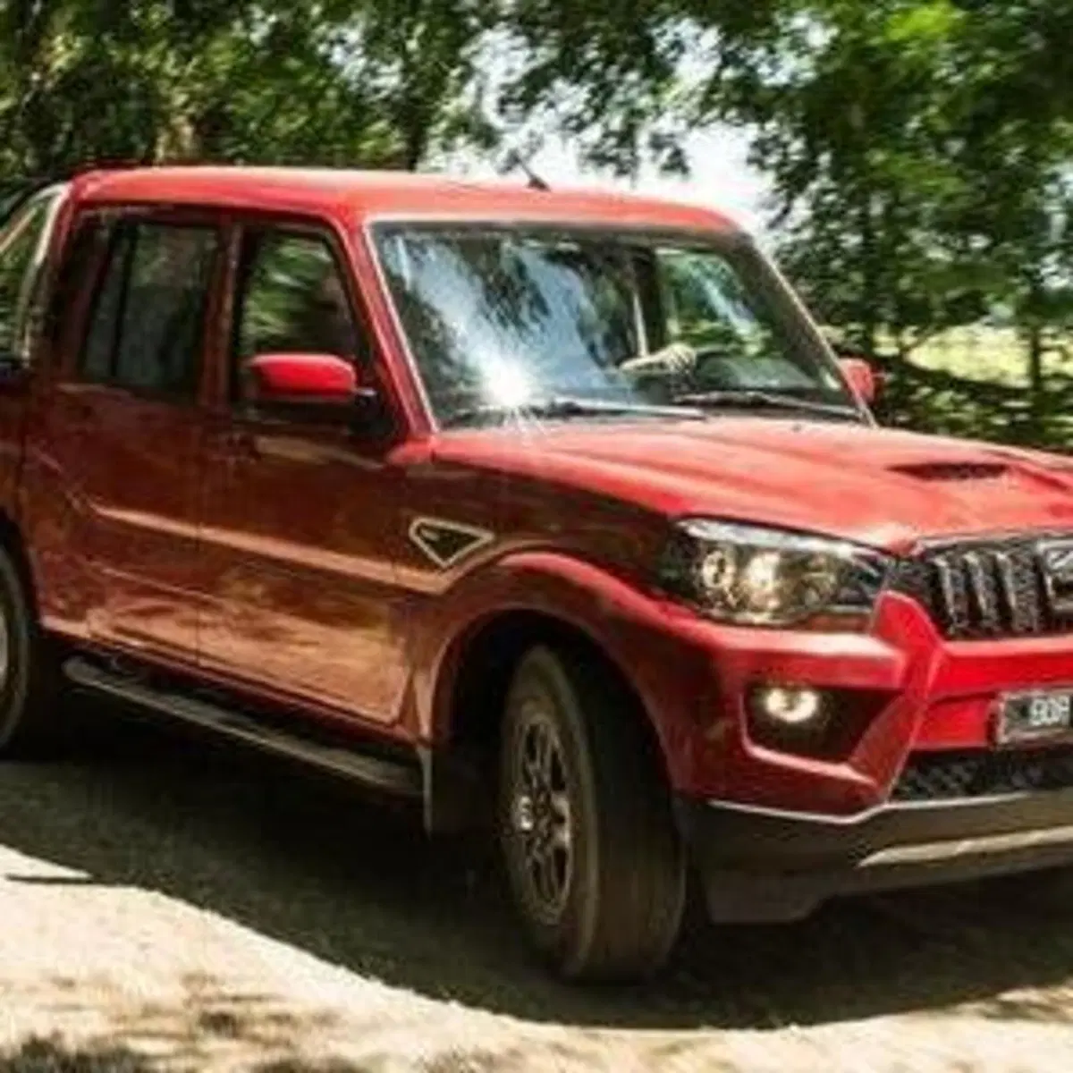 Mahindra Goa Pick-up (2006-21)