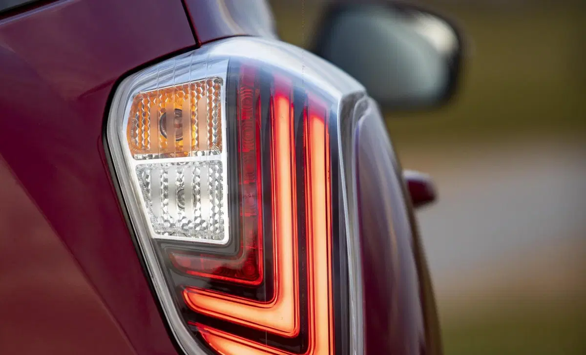 Ssangyong Tivoli 1.6d 2WD I lov It (46)