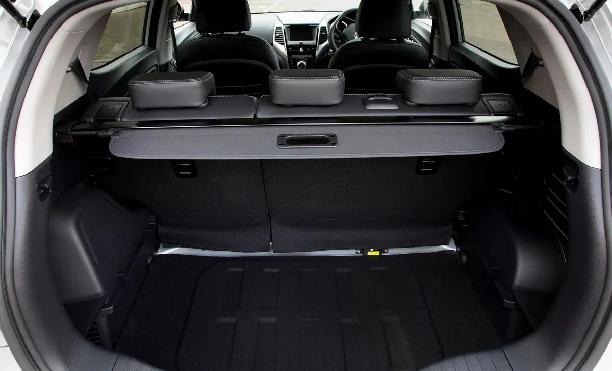 Ssangyong Tivoli 1.6d 2WD I lov It (34)