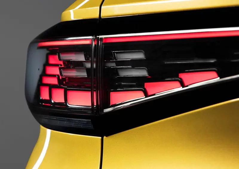 Volkswagen ID.4 (2020-->>) (22)