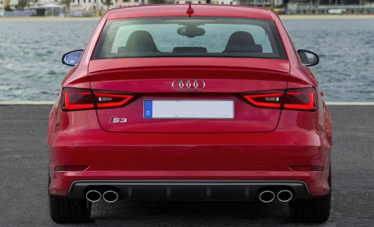 Audi S3 Sedan 2.0 TFSI quattro S tronic (5)