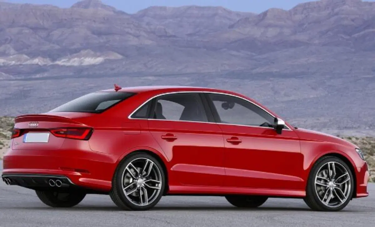 Audi S3 Sedan 2.0 TFSI quattro S tronic (8)