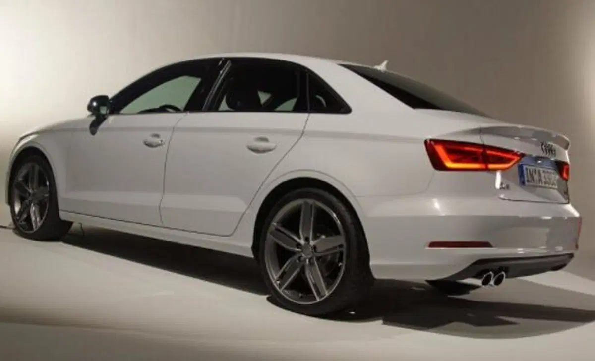 Audi S3 Sedan 2.0 TFSI quattro S tronic (10)