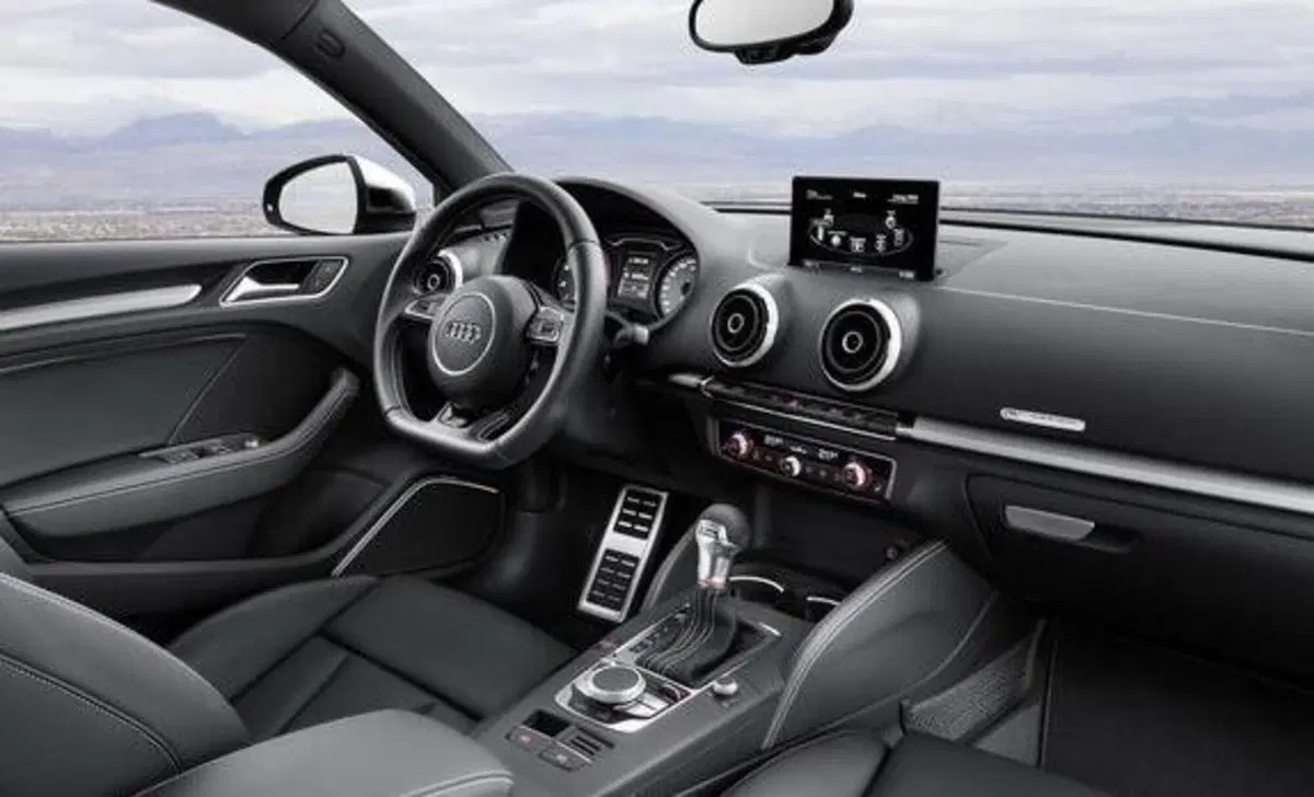 Audi S3 Sedan 2.0 TFSI quattro S tronic (11)