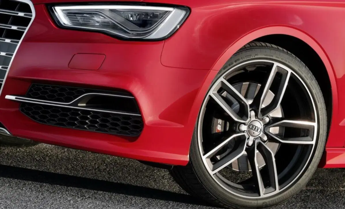 Audi S3 Sedan 2.0 TFSI quattro S tronic (16)