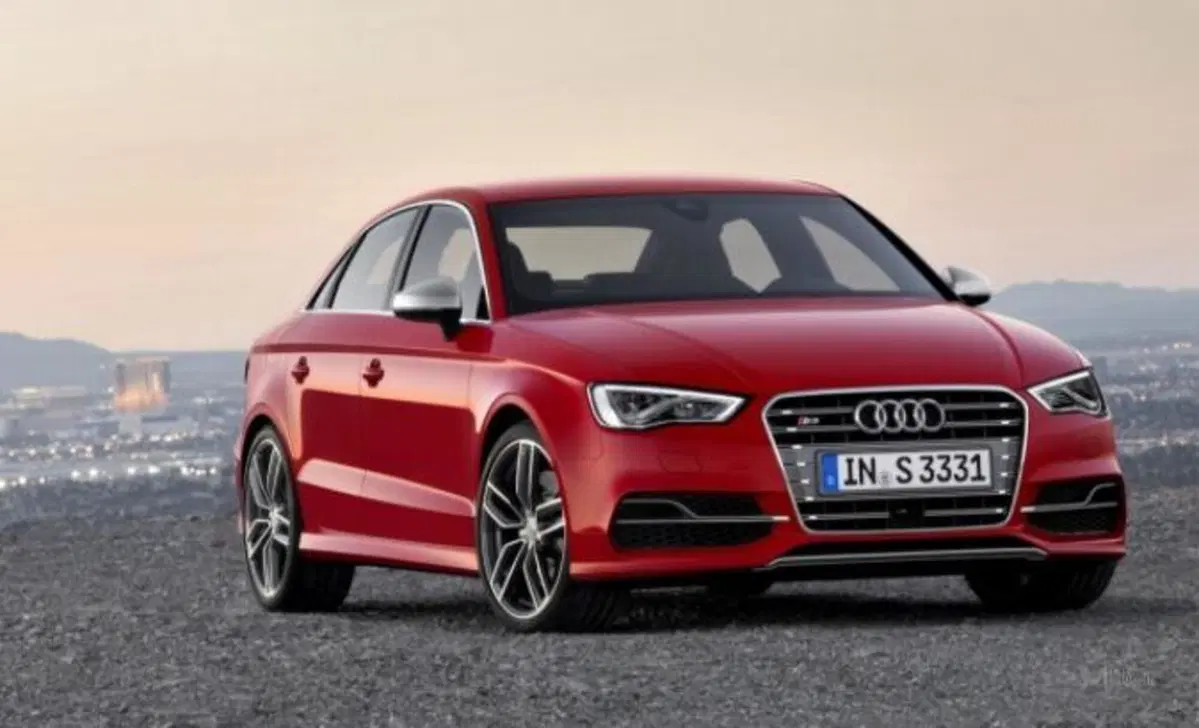Audi S3 Sedan 2.0 TFSI quattro