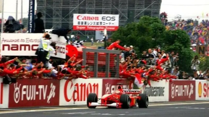 Formula 1: Michael Schumacher, vent'anni fa il primo titolo con la Ferrari