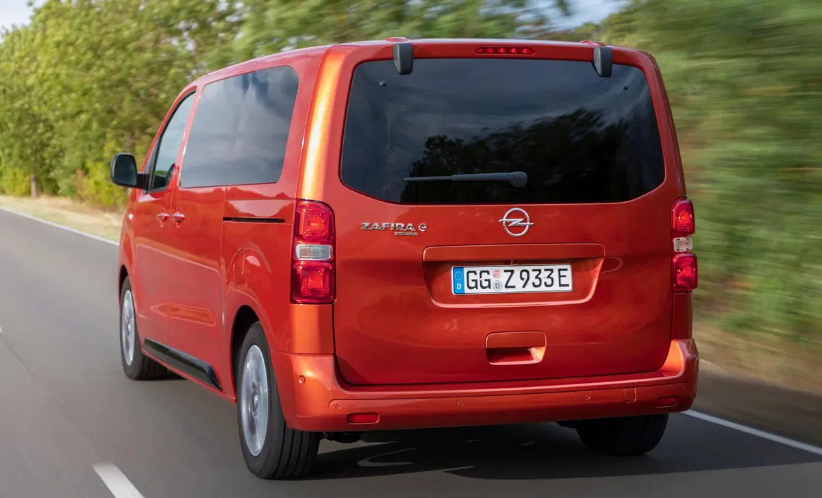 Opel Zafira-e Life (2020-->>) (5)