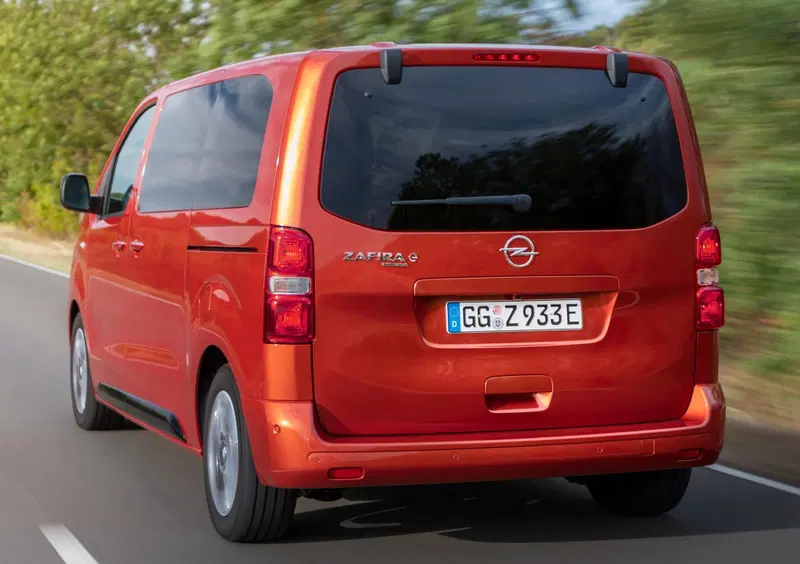 Opel Zafira-e Life (5)