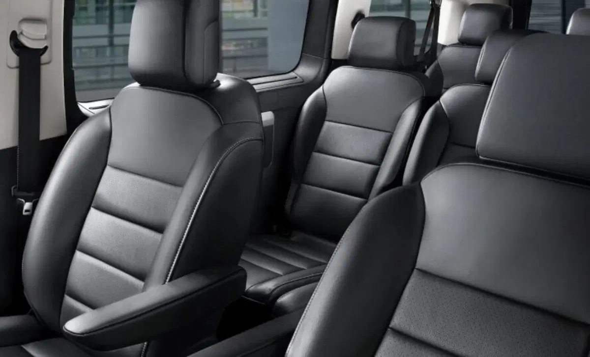Opel Zafira-e Life (2020-->>) (15)