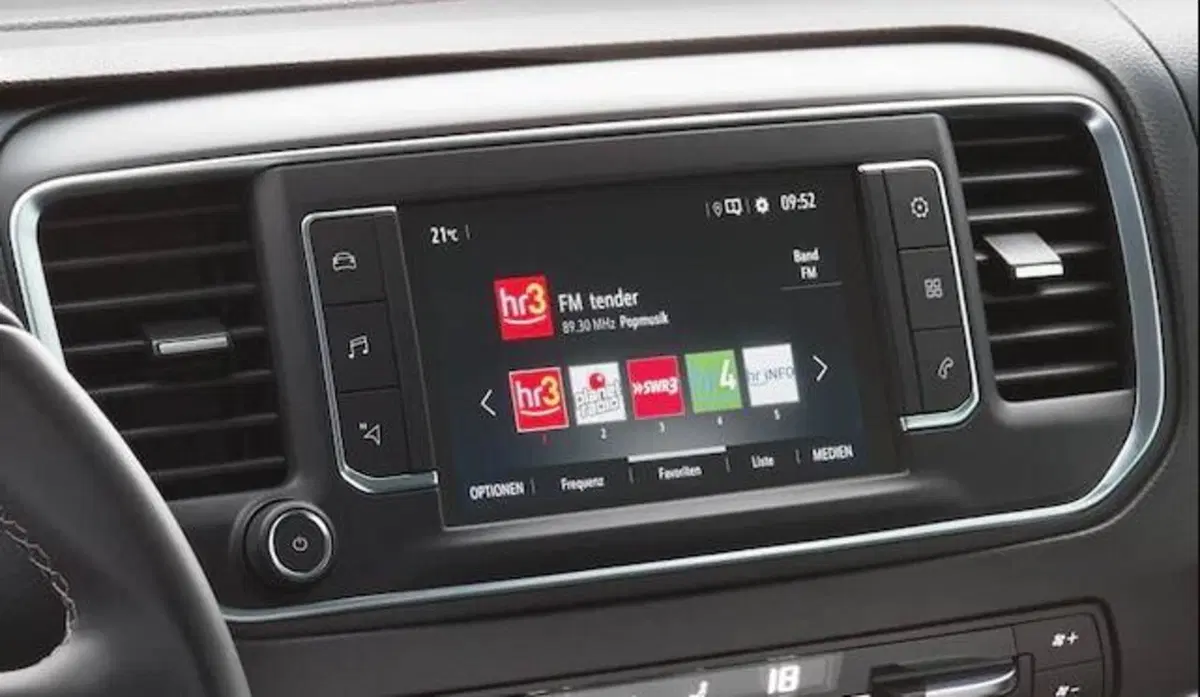 Opel Zafira-e Life (2020-->>) (16)