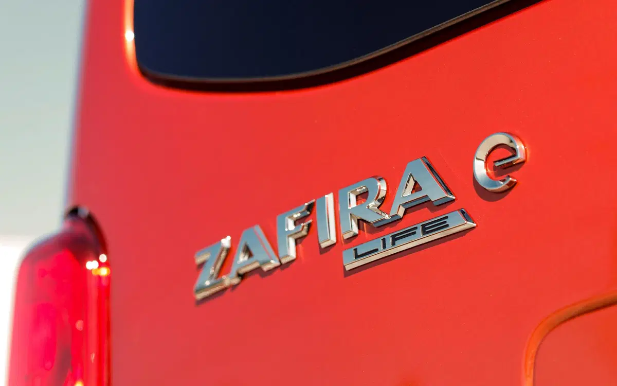 Opel Zafira-e Life (2020-->>) (22)