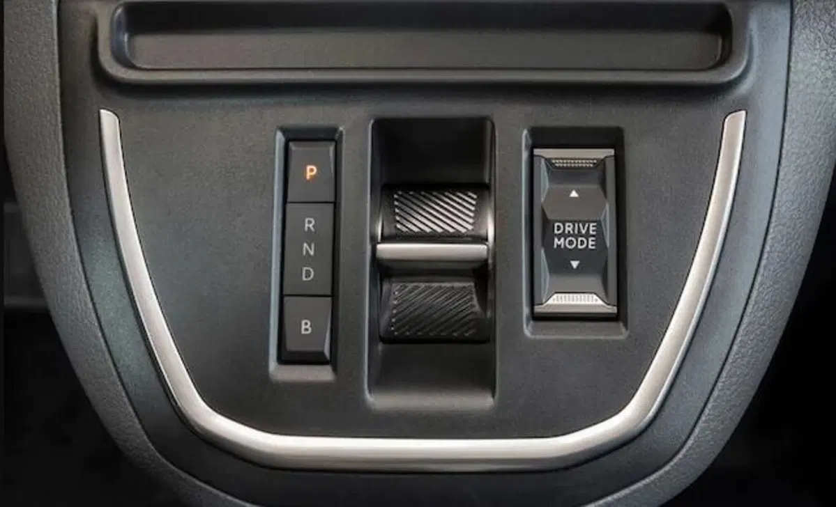 Opel Zafira-e Life (2020-->>) (24)