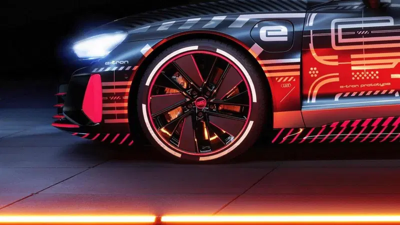 Audi e-tron GT, come &ldquo;suona&rdquo; l'elettrica che arriver&agrave; nel 2021 [Video]