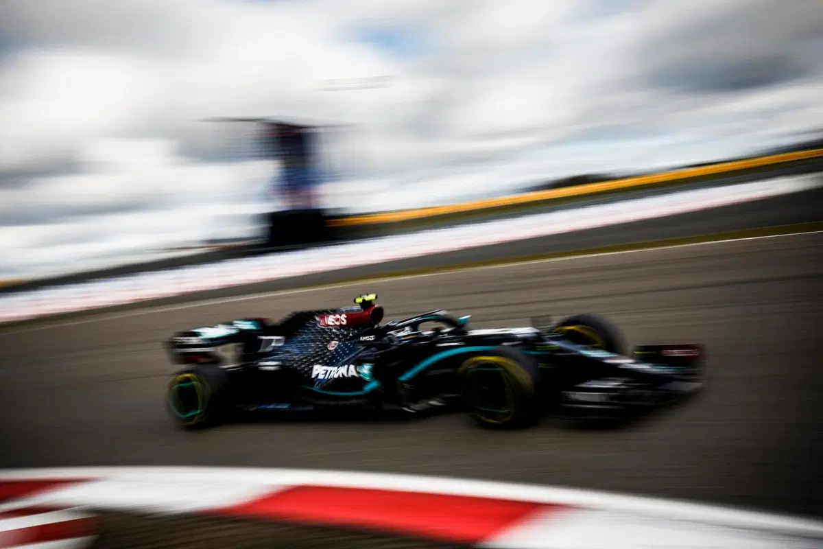 F1, GP Eifel 2020: Hamilton vince ed eguaglia Schumacher (12)