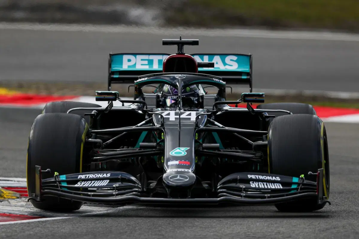 F1, GP Eifel 2020: Hamilton vince ed eguaglia Schumacher (16)