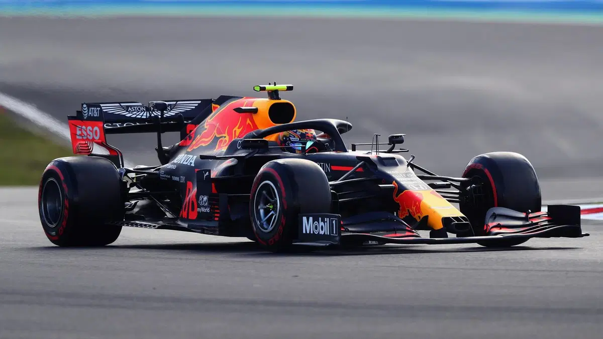 F1, GP Eifel 2020: Hamilton vince ed eguaglia Schumacher (42)