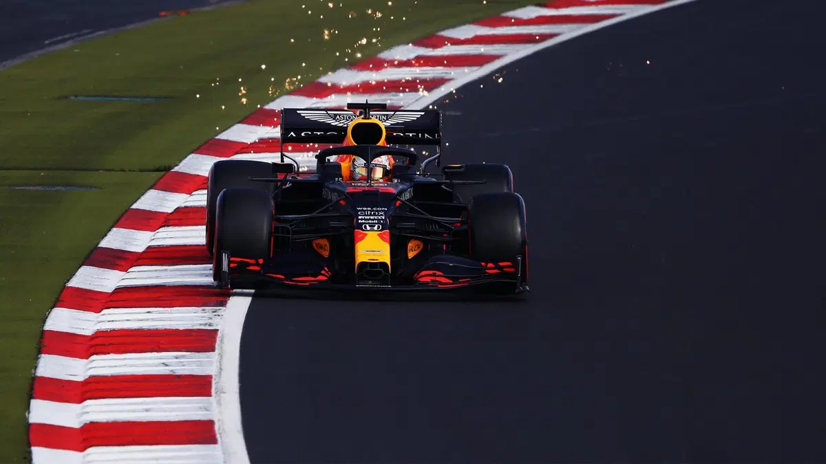 F1, GP Eifel 2020: Hamilton vince ed eguaglia Schumacher (43)