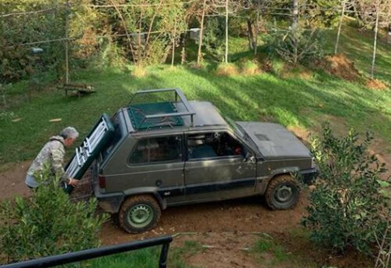 Roberto Baggio ha la Panda 4x4. E i social vanno in delirio